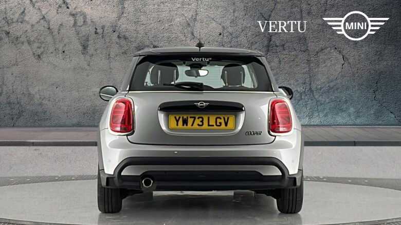 MINI Hatchback 1.5 Cooper Classic Premium 3dr Auto Petrol Hatchback